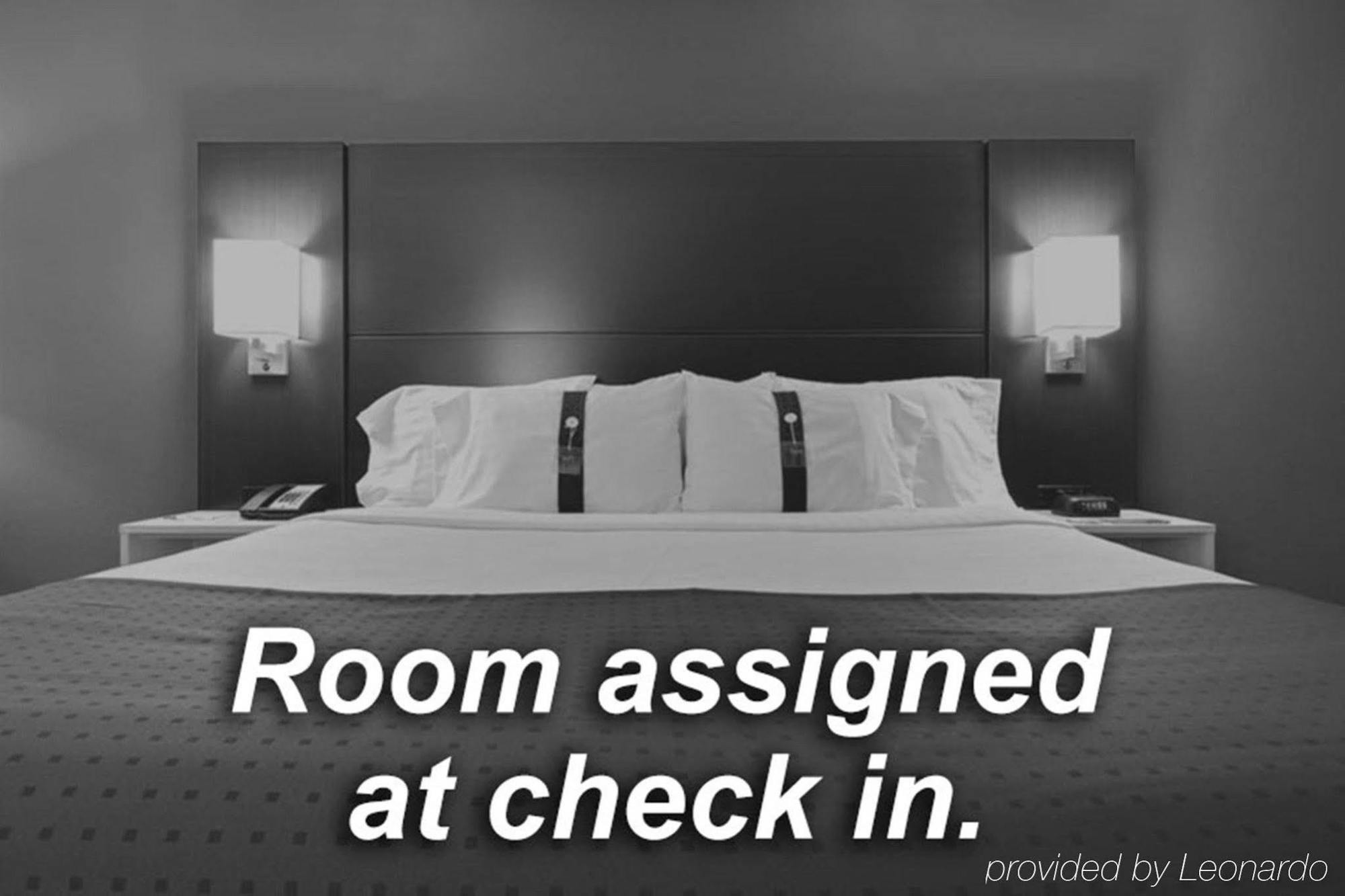 Holiday Inn Clark - Newark By Ihg Екстер'єр фото